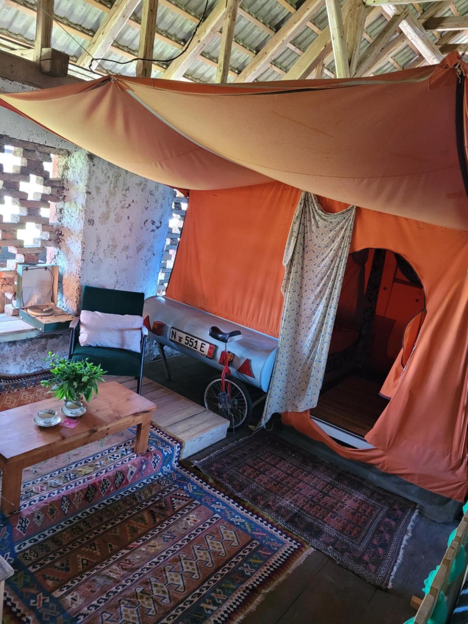 Nomads Glamp Vandrerhjem Bled Eksteriør bilde